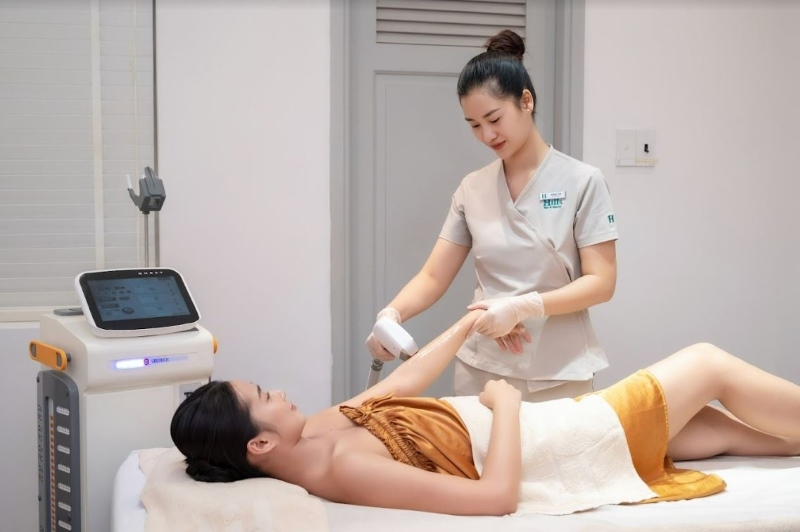 Hậu quả nếu không sửa máy Diode Laser Lamis XL Ruikd ngay khi hỏng Hậu quả nếu không sửa máy Diode Laser Lamis XL Ruikd ngay khi hỏng